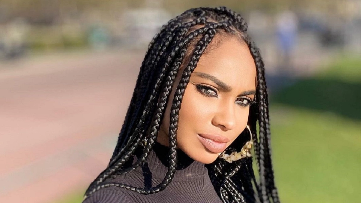 Vedeta care a vândut haine de lux la preț de chilipir. Celebritatea a negociat doar pe TikTok