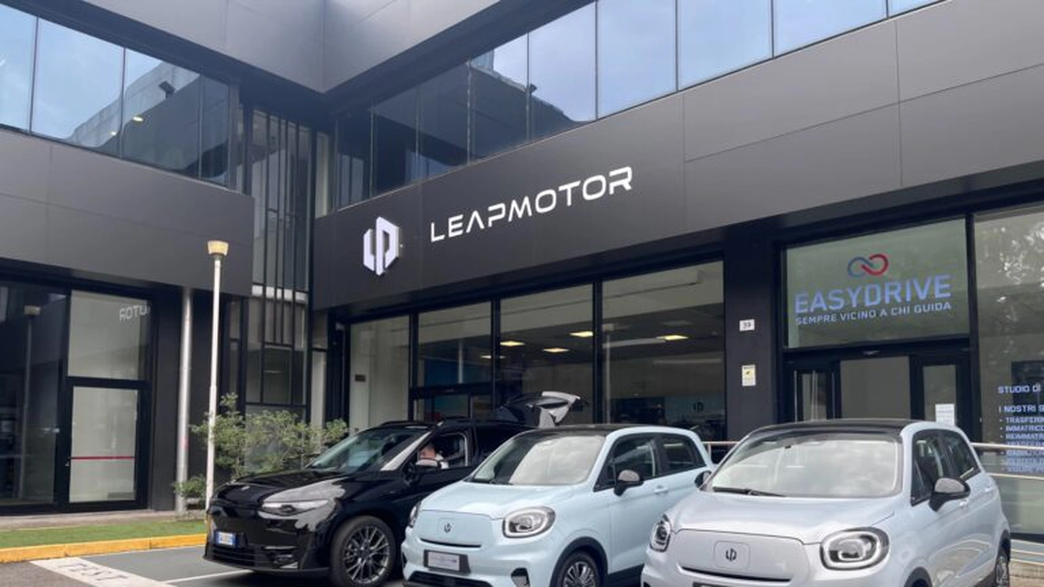 UE trimite oficiali în China pentru discuții legate de piața mașinilor electrice