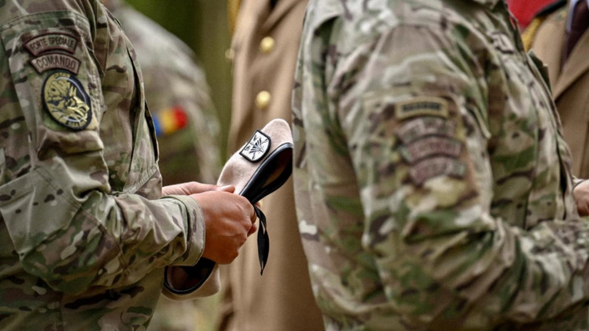Avocatul Poporului a contestat la CCR Legea privind pensiile militare
