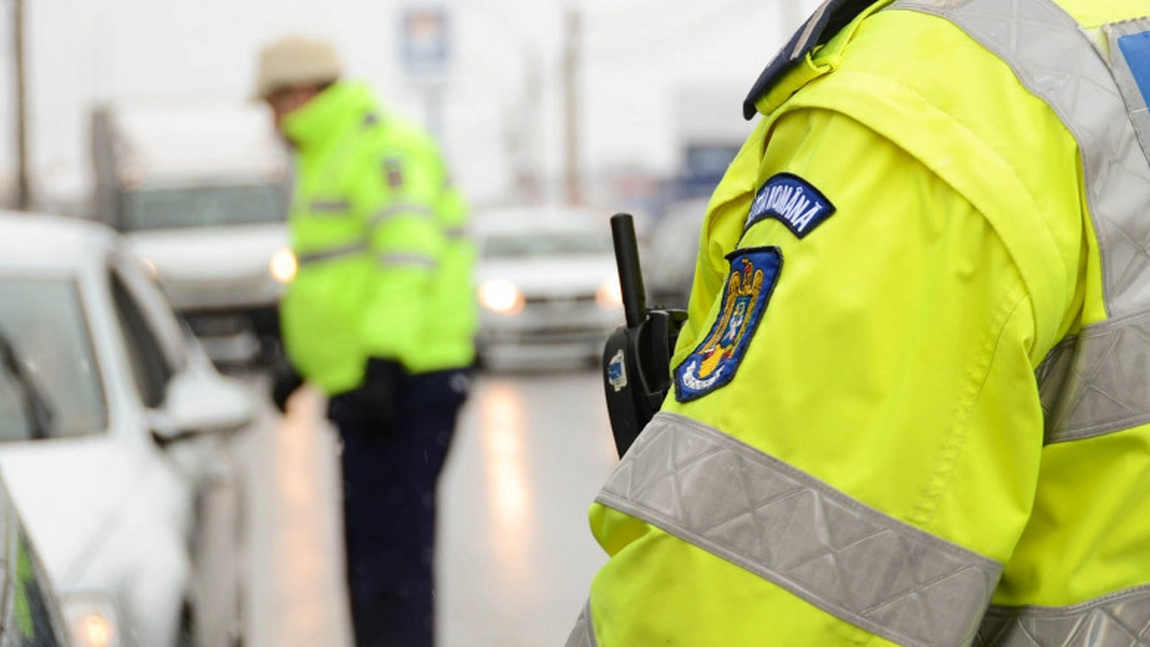 Regulile privind oprirea mașinilor în trafic de către polițiști! Ce trebuie să știe toți șoferii din România