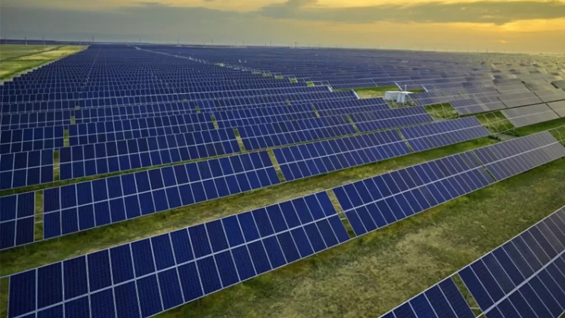 Ieșenii vor investi câteva milioane de euro în parcurile fotovoltaice. Banii provin de la Uniunea Europeană