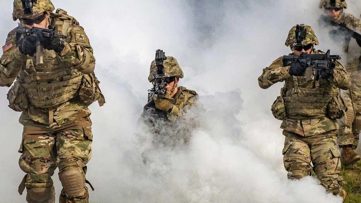 Iată tabelul pentru vârsta de pensionare a militarilor. Ce condiții trebuie îndeplinite pentru pensionarea anticipată?