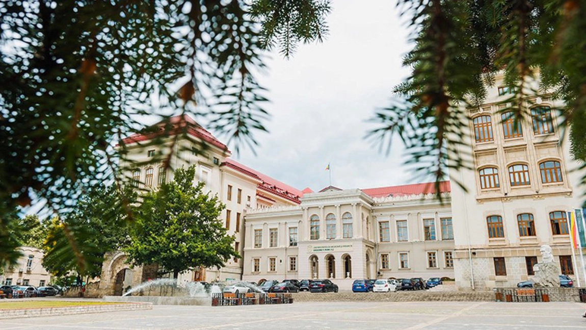Pregătire gratuită pentru admitere la UMF Iași. Cursuri de anatomie pentru viitorii studenți