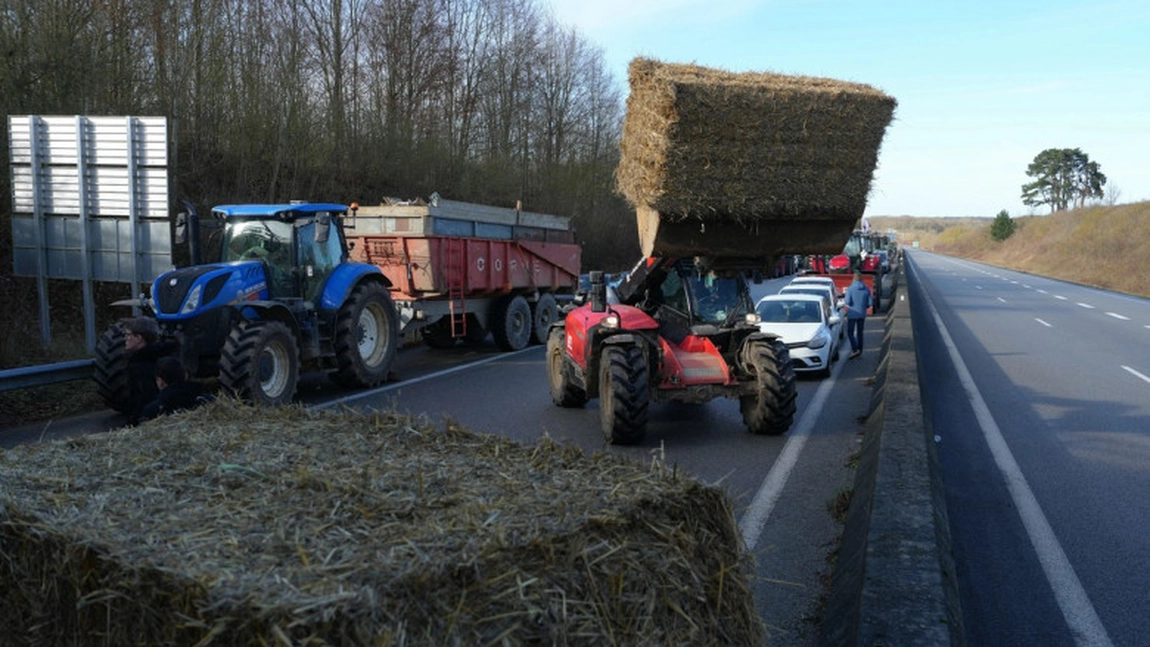Fermierii francezi se pregătesc pentru un nou val de proteste: „Nu vrem să blocăm Franța, dar nici să fim ignorați”