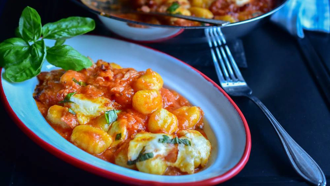 Rețetă de gnocchi făcuți în casă. Cu ce sos se potrivesc 