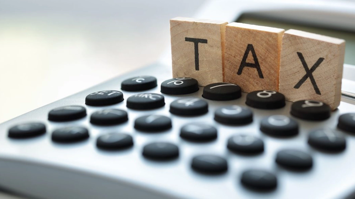 Taxă de 5 euro într-un oraș din România! Cine va fi obligat să plătească timp de 4 ani