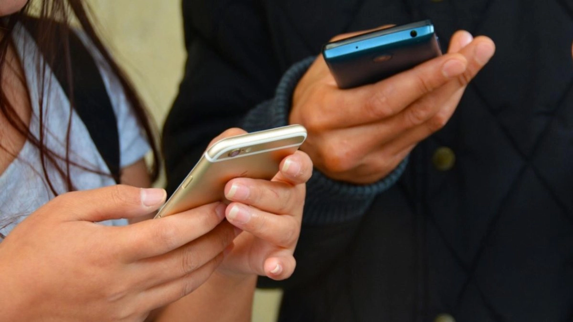 Decizie neașteptată pentru cetățeni! Toate telefoanele mobile vor fi blocate