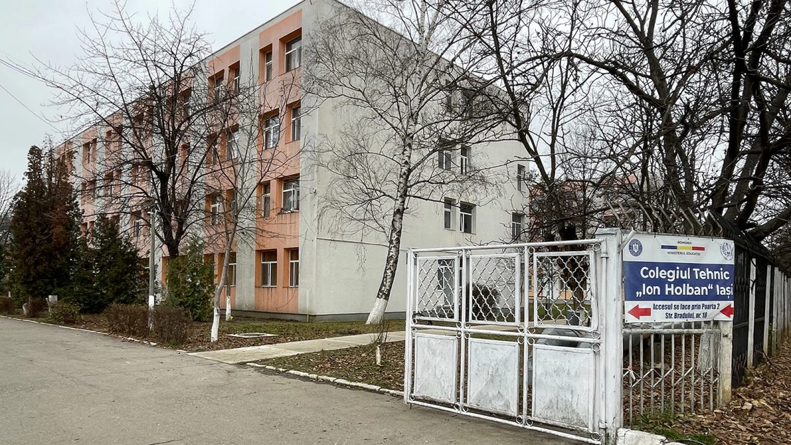 O adolescentă de 14 ani a fost violată la Centrul de Plasament „Ion Holban”, în timp ce un puști privea totul. Pe repede înainte, violatorul a fost condamnat la închisoare