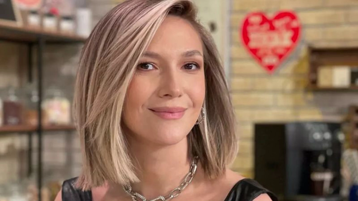 Imagini răvășitoare cu Adela Popescu în vacanță! Ce destinație specială a ales vedeta