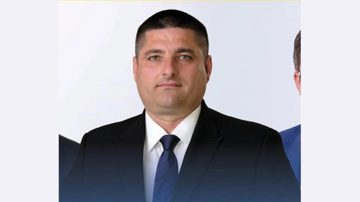 Pot de peste 3,3 milioane de lei pentru preferatul PNL de la Primăria Coarnele Caprei! Zeci de contracte, primite prin încredințare directă, pe filieră politică