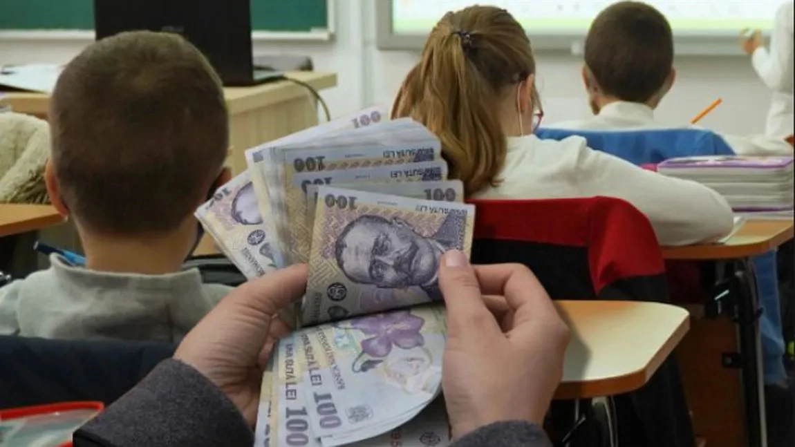 Cât este bursa socială (de orfan)? Află ce condiții trebuie îndeplinite pentru a intra în posesia banilor