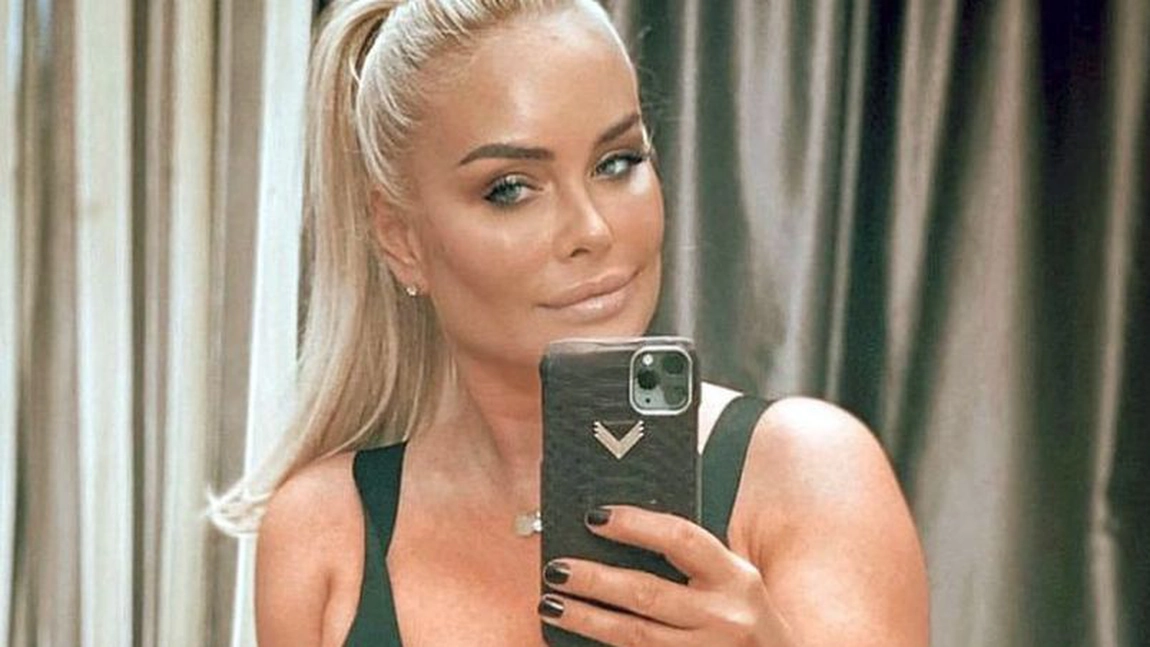 Vica Blochina, sărut pasional cu Cătălin Botezatu! Toată lumea a rămas cu gura căscată când a văzut - FOTO