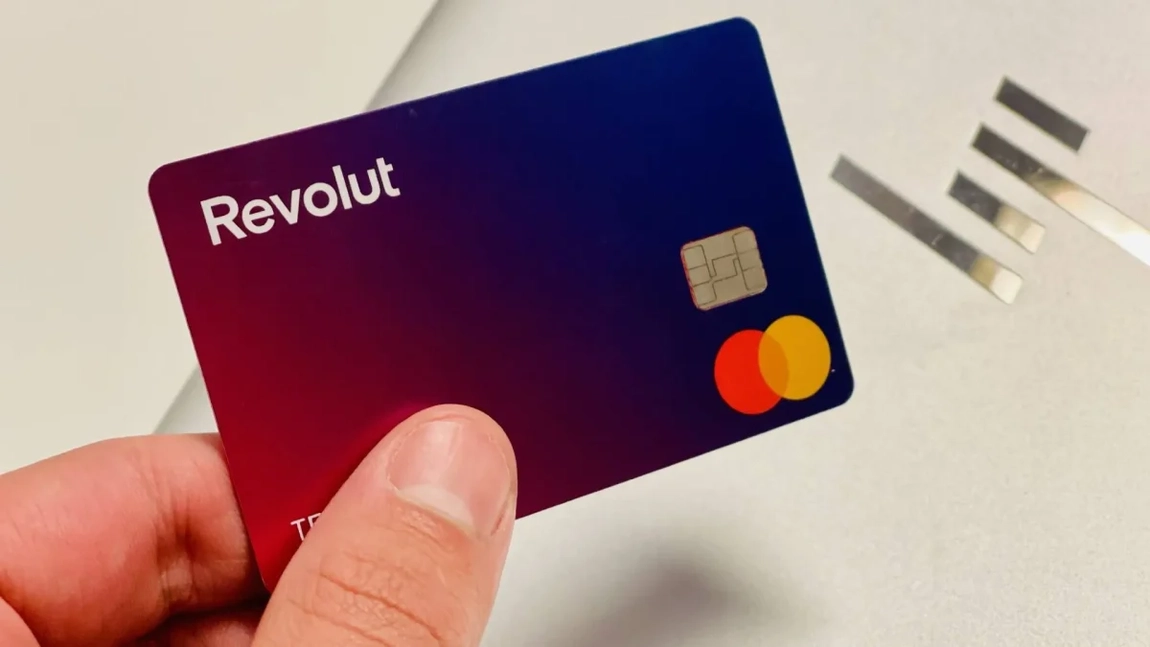 Câţi bani poţi să câştigi cu o investiţie de doar 1 euro în Revolut?