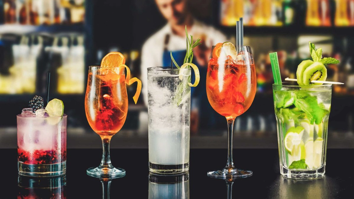 Tragedie exotică: Vacanță transformată în coșmar după consumarea de cocktailuri la un hotel de lux