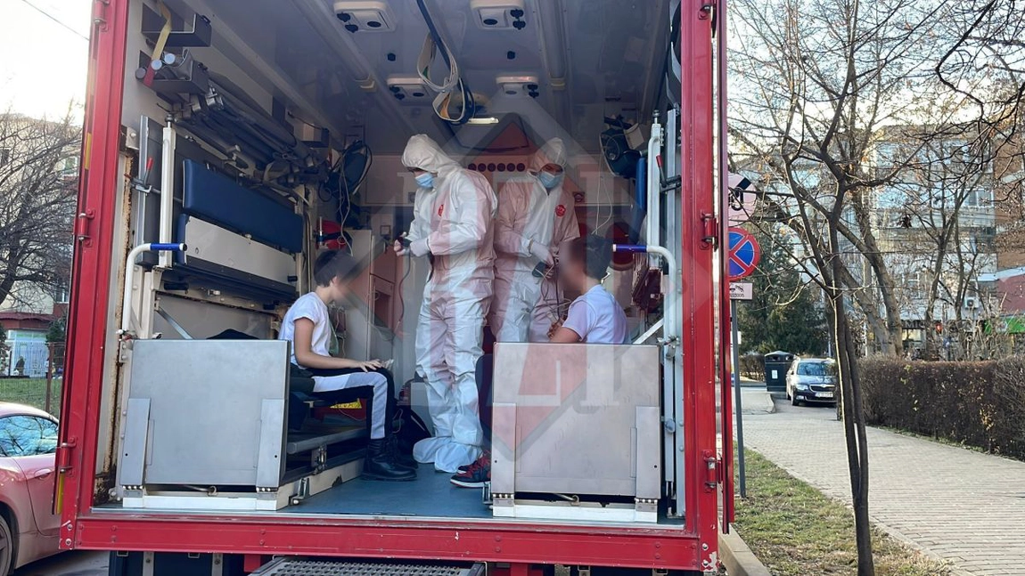 Incident la Iași! Trei copii s-au intoxicat, la un laborator de chimie din cadrul Școlii Ion Simionescu - UPDATE