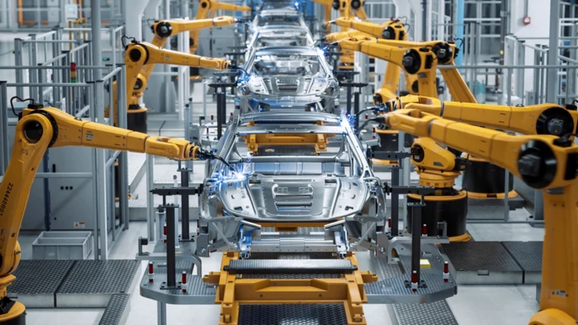 Criză în industria auto! O companie celebră concediază 9.000 de angajați