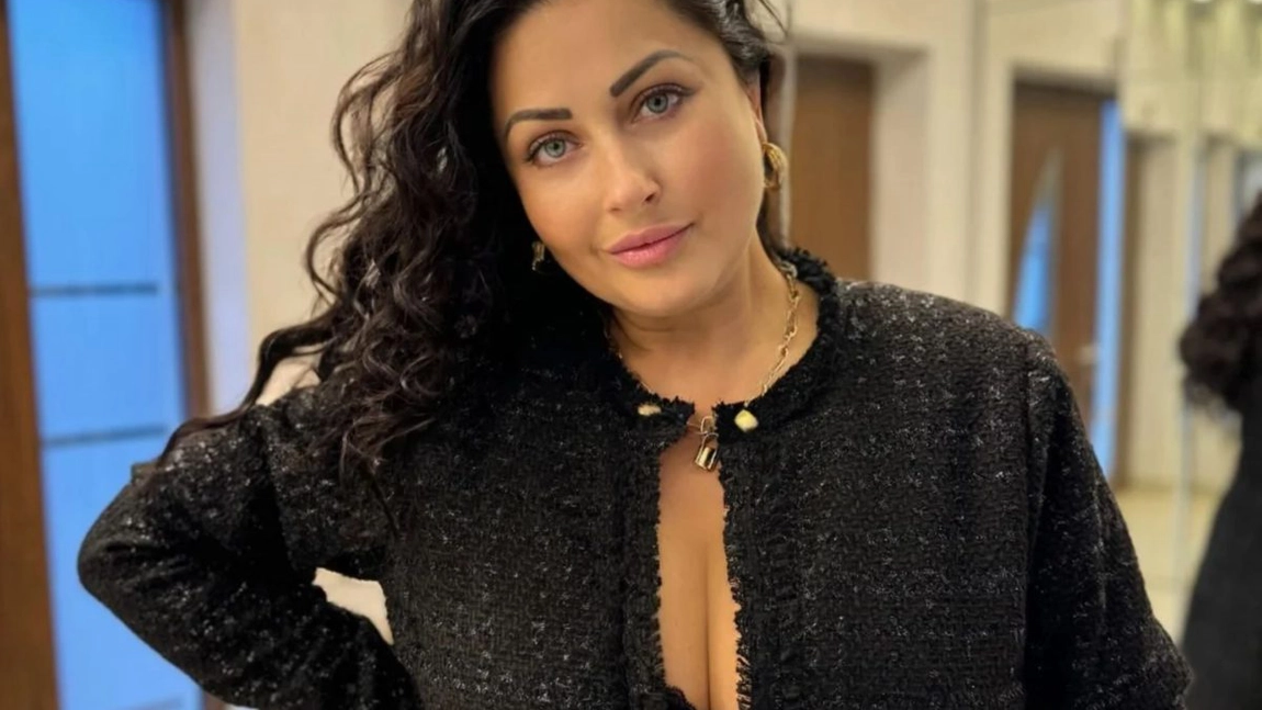 Gabriela Cristea s-a făcut de râs cu ultima fotografie postată pe Instagram. „Și scaunul a slăbit cu tine”