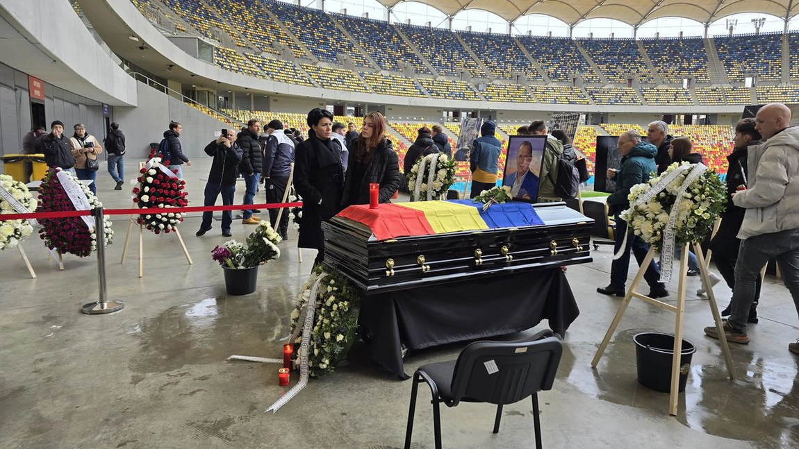 Helmut Duckadam a fost decorat post-mortem cu Ordinul Naţional „Steaua României” în grad de Cavaler