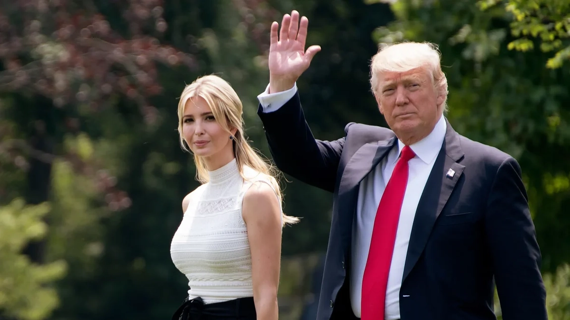 Surfing cu clasă: Ivanka Trump impresionează cu silueta și energia sa molipsitoare