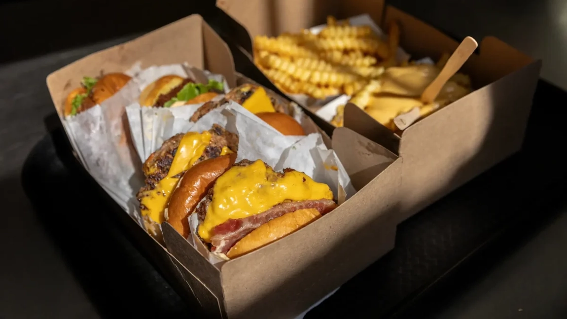 Acesta este cel mai scump lanț de fast-food. Secretul ce l-a ajutat să devină cel mai căutat restaurant