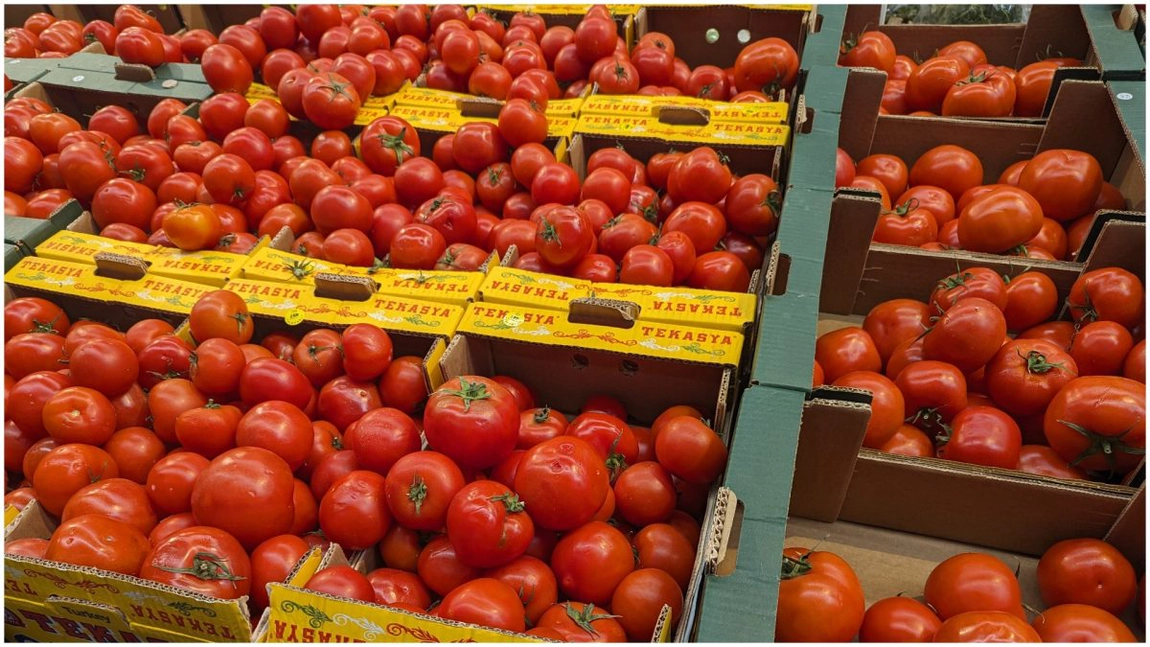 Țeapă cu roșii românești din supermarketurile din România! Mare atenție la ce cumperi