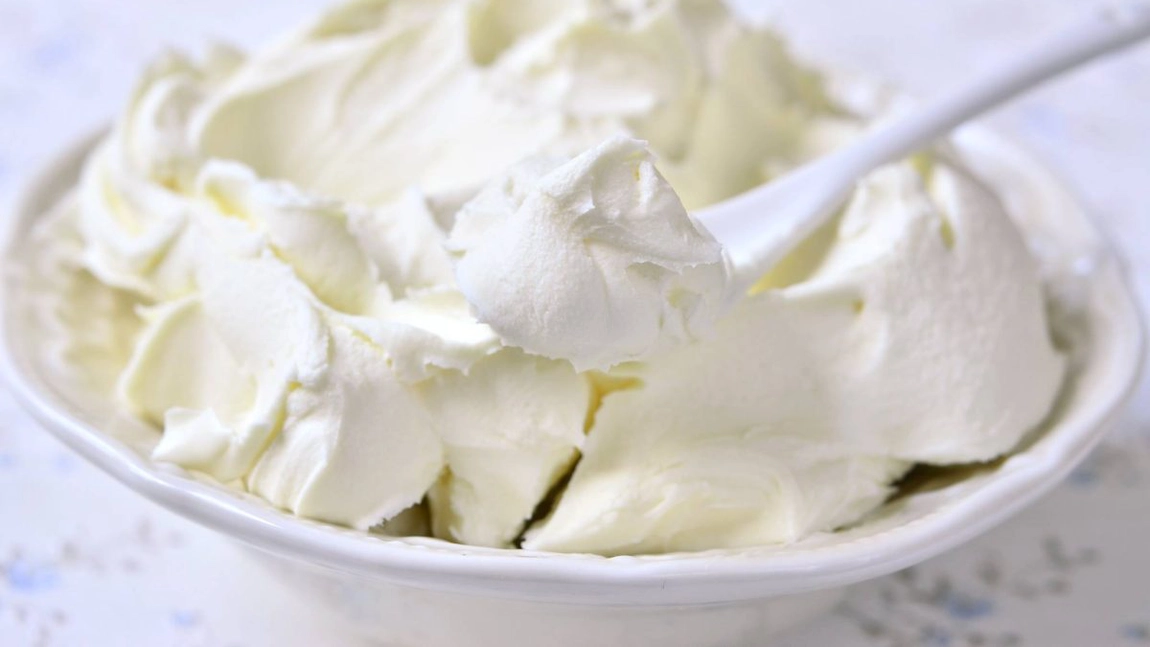 Crema de brânză pentru prăjituri! Ai nevoie de doar trei ingrediente!