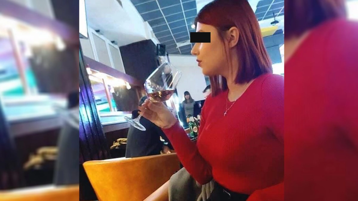 Ea este Cătălina, o domnișoară „rea”! După ce a mâncat bomboane cu lichior, s-a înfipt cu mașina într-un parapet, pe șoseaua de centură din Iași. Un simplu „69” i-a dat viața peste cap