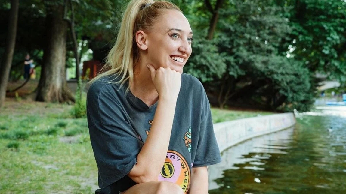 Ilona Brezoianu a fost criticată dur de fanii emisiunii ”Te cunosc de undeva”. Actrița îi va lua locul Andreei Bălan la masa juriului