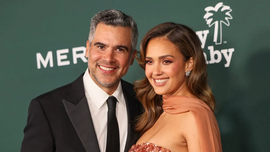 Jessica Alba și Cash Warren divorțează după aproape 17 ani de căsnicie: „Un nou capitol…”