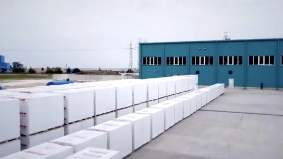 Românii își vor găsi noi locuri de muncă! Se va construi cea mai mare fabrică de BCA din țară