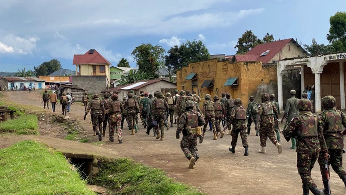 MAE informează că grupul de cetățeni români blocați în Congo a părăsit în siguranță zona