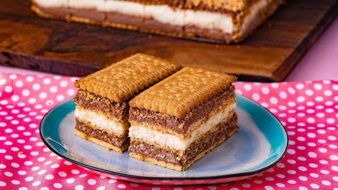 Cea mai bună cremă pentru tortul de biscuiți. Ușor de făcut!
