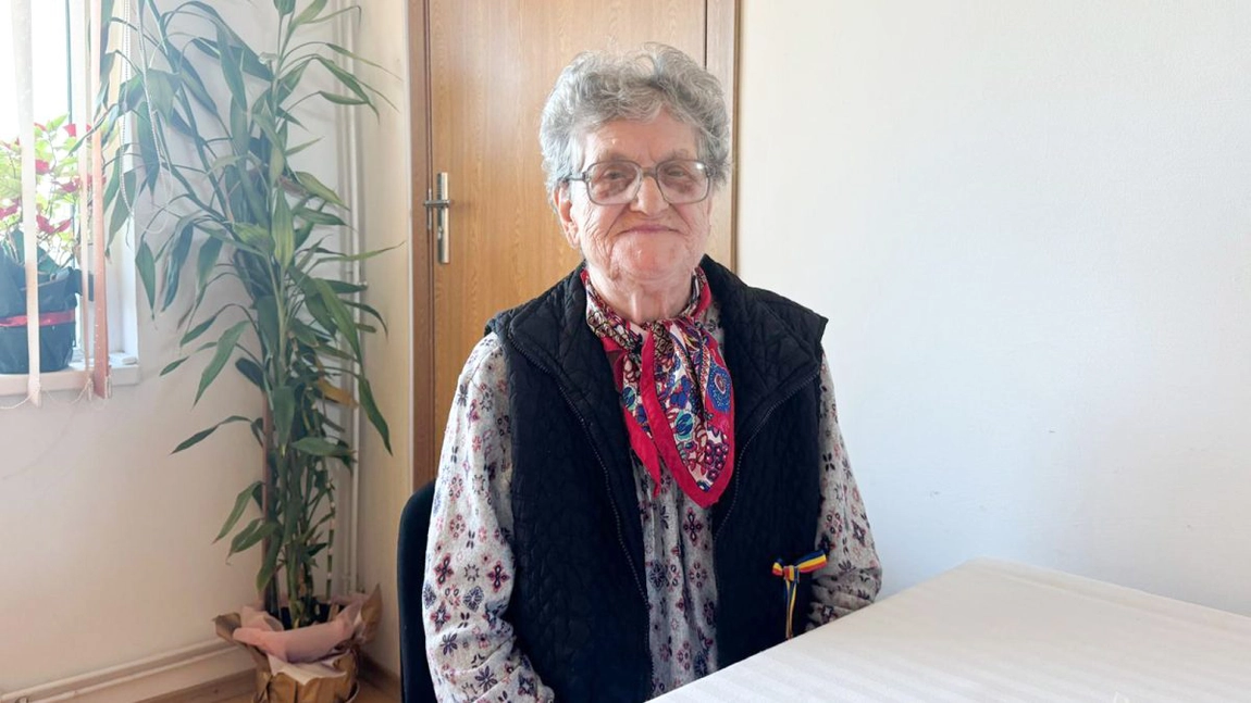 O femeie din Iași s-a căsătorit fără ca măcar să știe! A trăit un adevărat șoc când s-a trezit cu certificatul de căsătorie în mână: „M-a cunoscut și în două luni m-a furat”