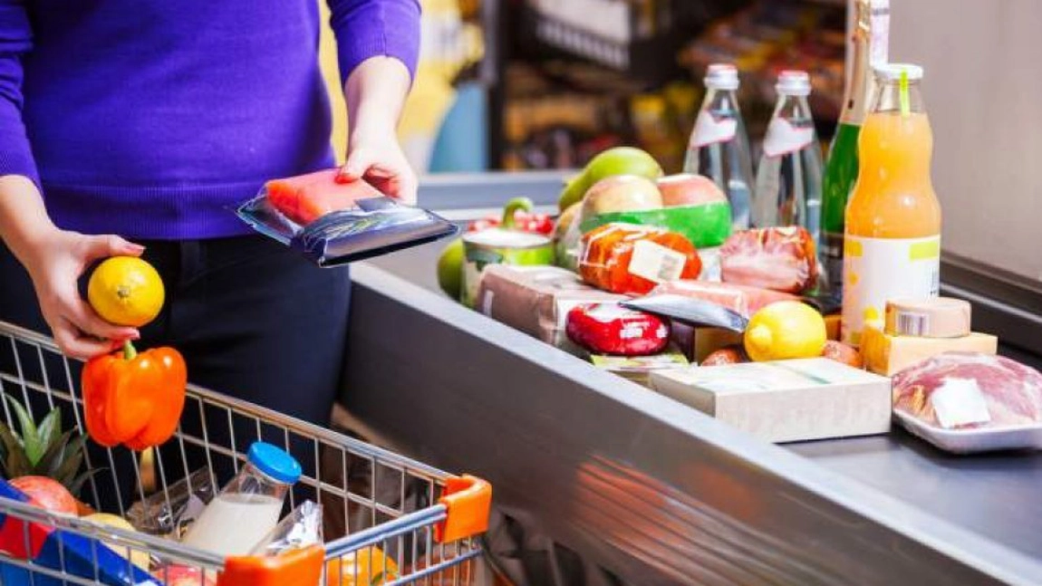 Magazinele din România nu vor să aplice noua lege care îi vizează pe cumpărători! De ce nu este acceptată schimbarea