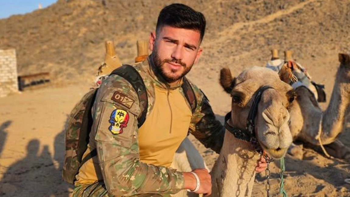 Militarul de la Brigada 15 Mecanizată și-a ieșit din minți! Sorin Dumitraș i-a amenințat pe reporterii BZI după ce au arătat că s-a implicat în campania electorală a unui candidat la prezidențiale: „Nu vă gândiți oare că vă puteți face dușmani?”