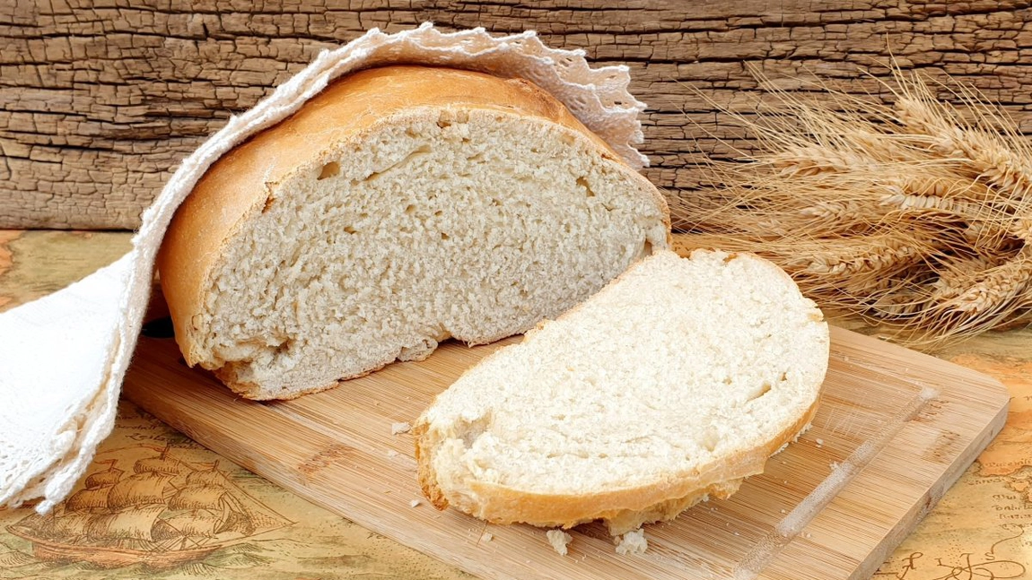 Pâine italiană, fără sare, sau Pane Toscana. Iată ce să pregătești pentru o viață sănătoasă