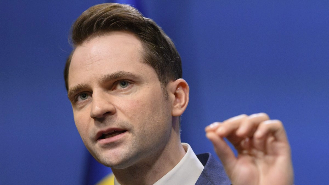 75 de ONG-uri cer demiterea ministrului Energiei, Sebastian Burduja