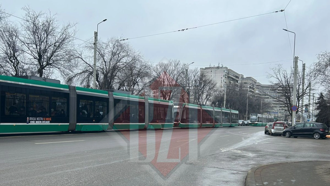 Circulația tramvaielor, blocată pe Elena Doamna. O garnitură s-a stricat - UPDATE