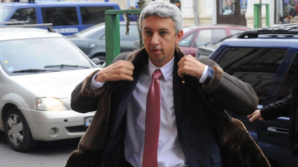 Din ce a făcut Dan Diaconescu primii bani? „Oamenii erau înnebuniți să cumpere”