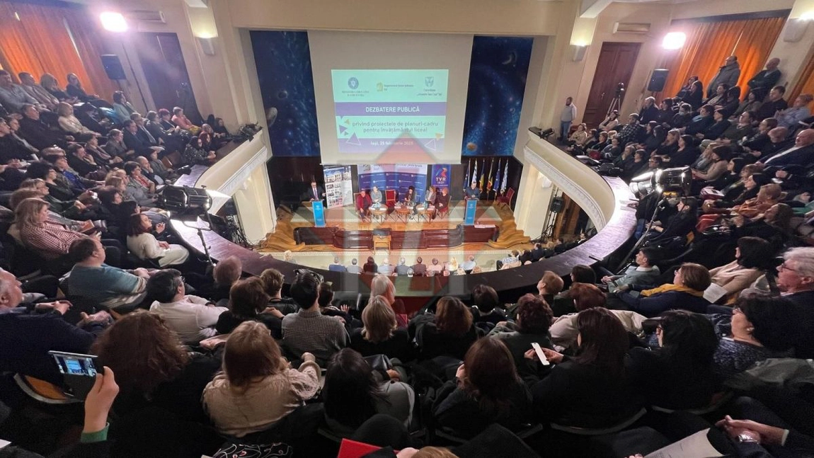 Dezbatere publică cu ministrul Educației la Iași privind planurile - cadru pentru liceu - UPDATE