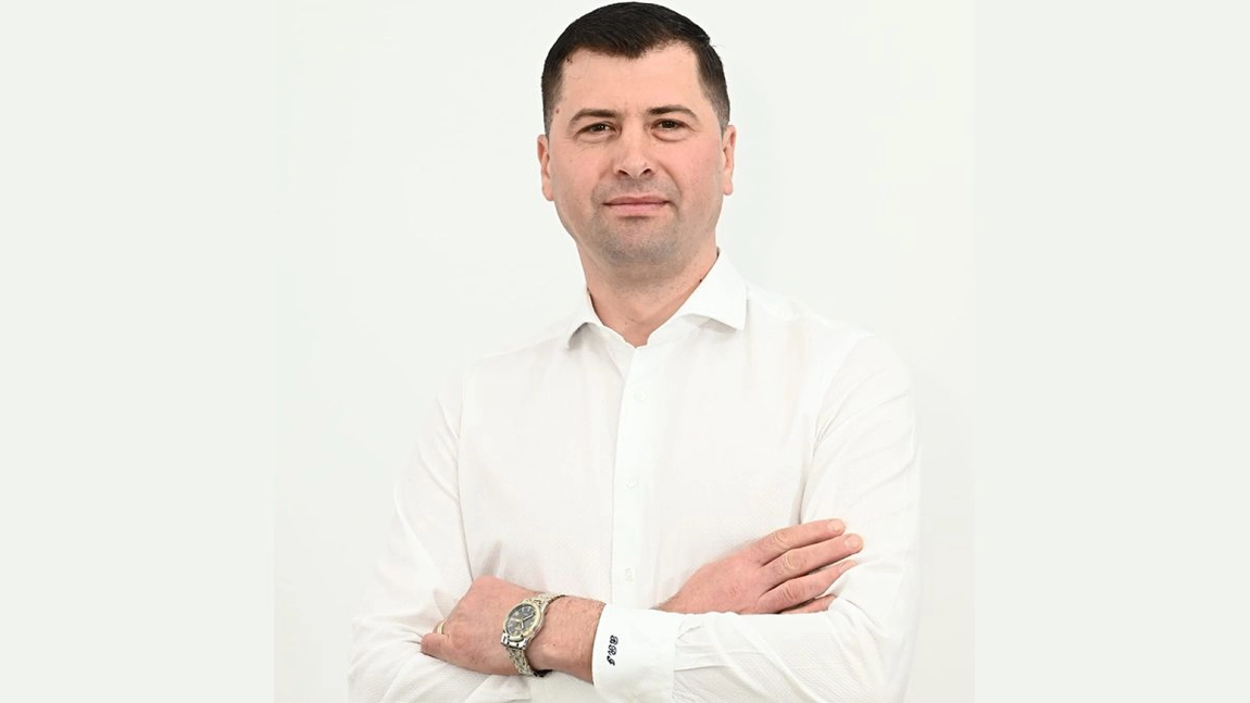 Primarul din Răducăneni, Răducu Balint, a fost amendat de subalternii fratelui său, polițiștii din comună: „Nu aveam extinctor și buletinul la mine. Voi plăti amenda în următoarele zile”