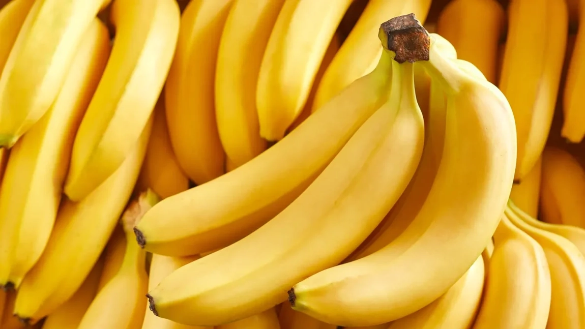 Descoperire șocantă într-un magazin alimentar: Șarpe veninos găsit într-un transport de banane