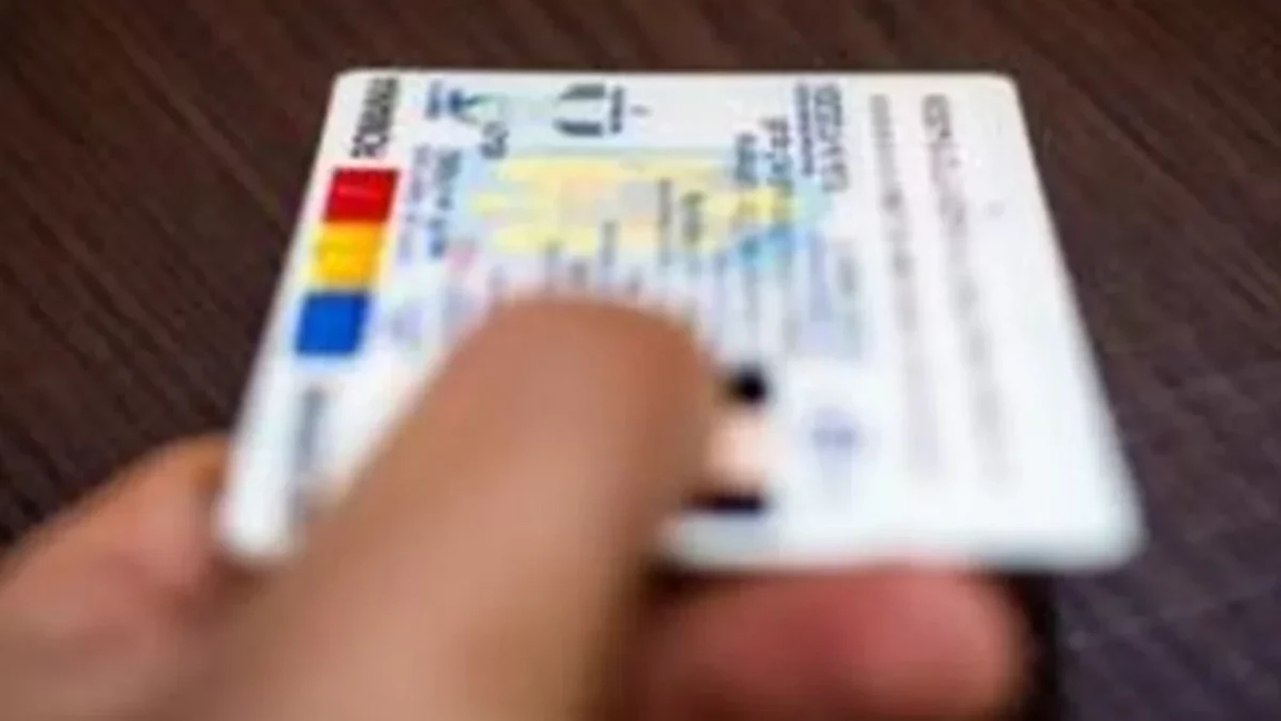 Acești români vor primi al doilea buletin! Ce beneficii va aduce noul act de identitate