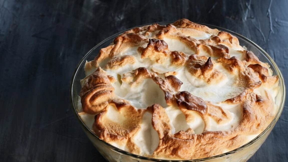 Un desert cu banane foarte coapte! Iată cum le poți folosi când au coaja neagră!