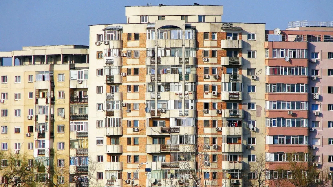 Cei care stau la bloc nu au voie să facă asta în weekend! Amenda este de 3.000 de lei