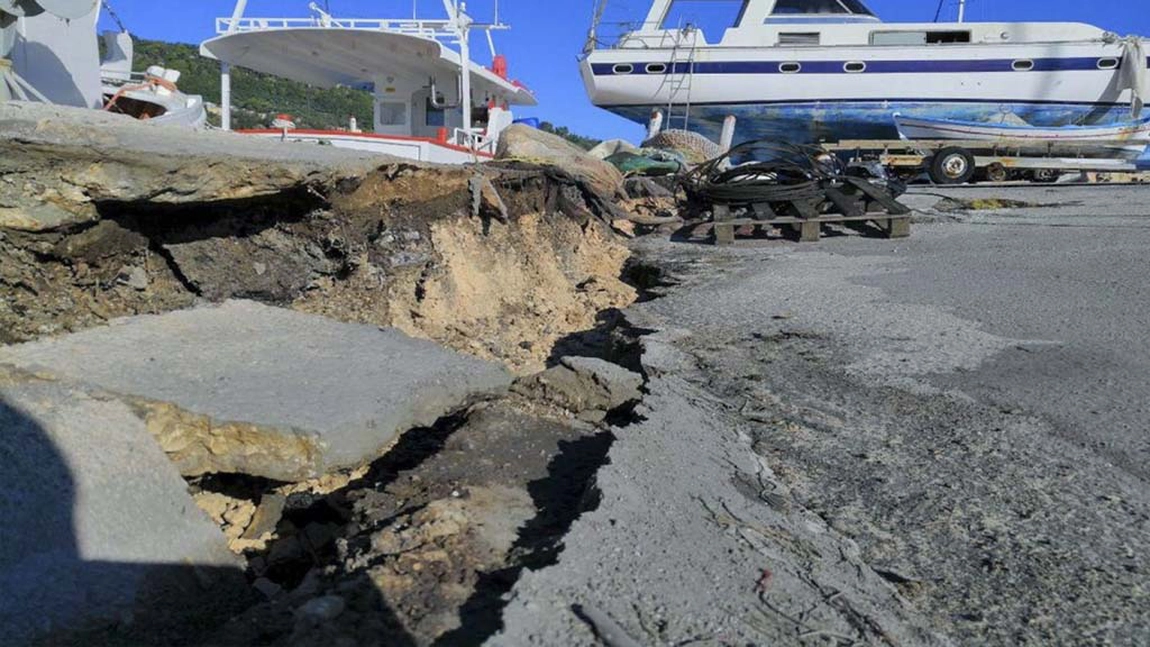 Încă o insulă din Grecia a fost plasată în stare de urgenţă din cauza activităţii seismice intense