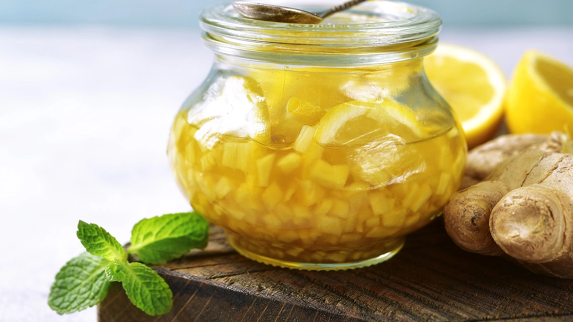 Miere cu ghimbir, rețeta naturistă cu o mulțime de beneficii! Un elixir pentru întărirea imunității organismului!