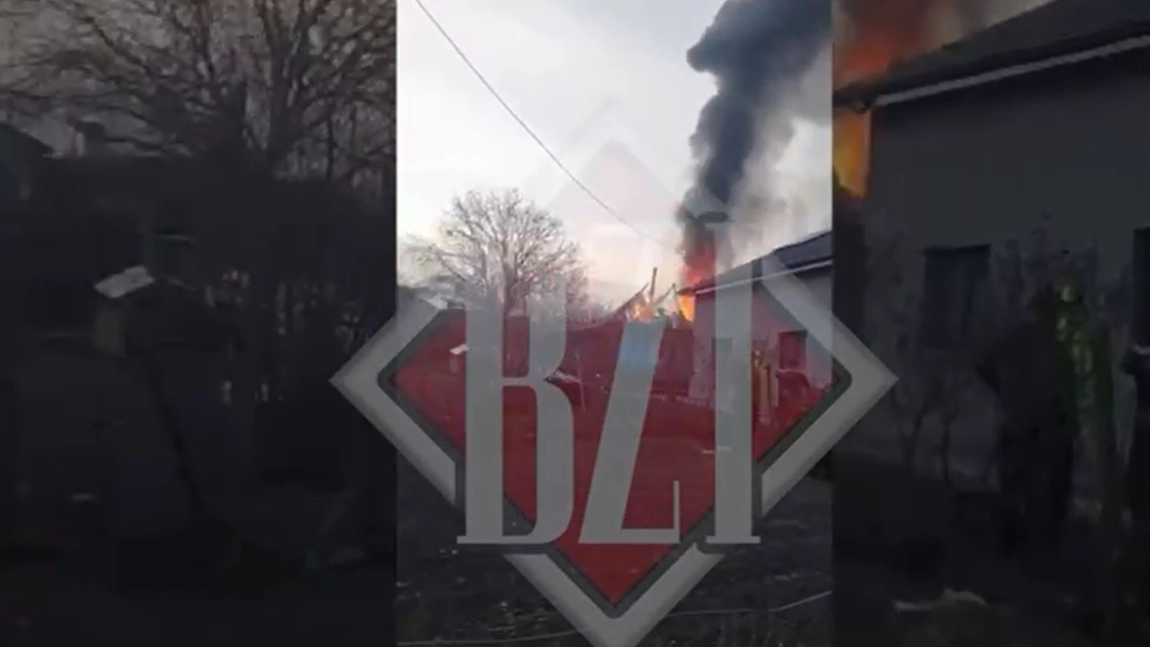 Incendiu la o locuință din Boroșoaia, Plugari: Intervenție rapidă a pompierilor ieșeni - UPDATE