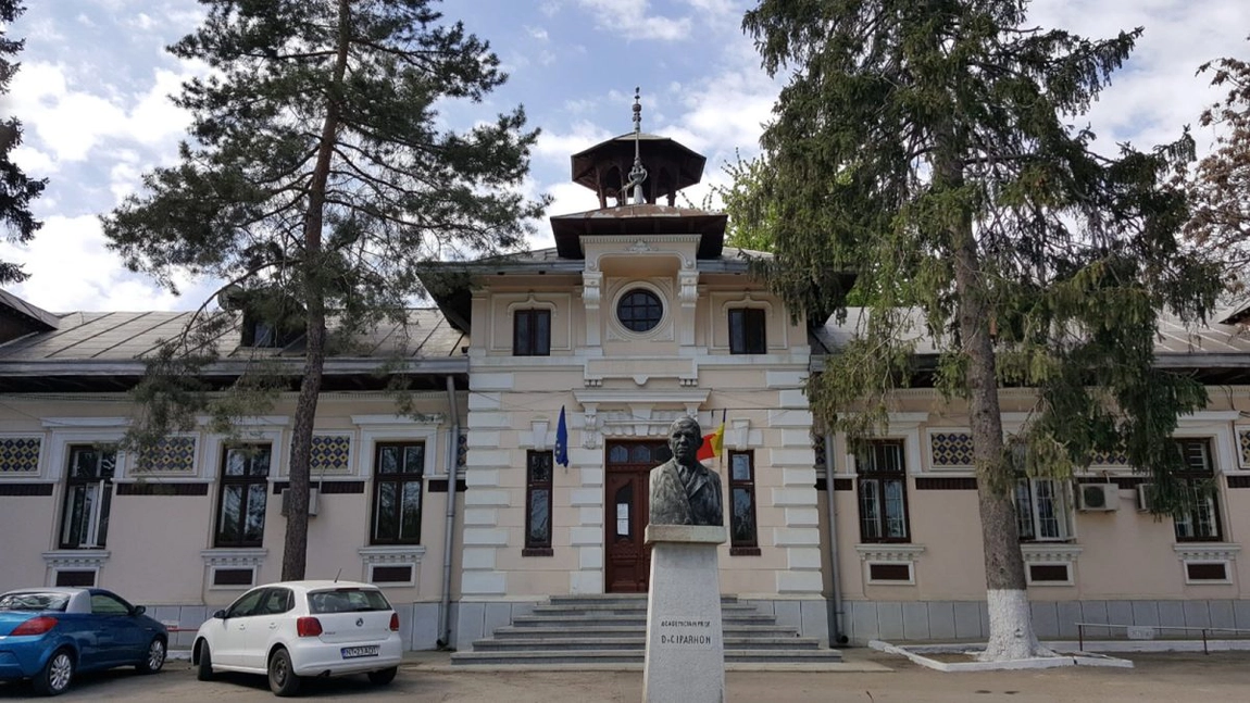 Aceștia sunt medicii de la Institutul de Psihiatrie „Socola” Iași cu cele mai mari averi! Șefii de clinică dețin numeroase imobile și autoturisme
