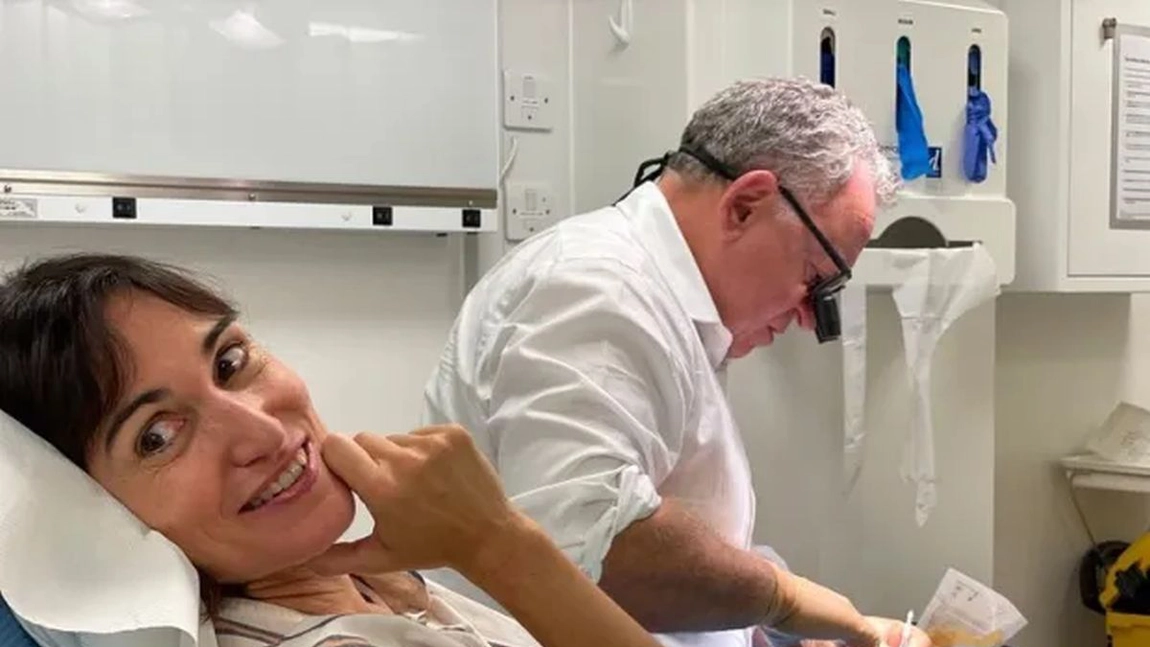 Au trecut prin operații pentru a deveni roboți! Au aparate implantate în corp!